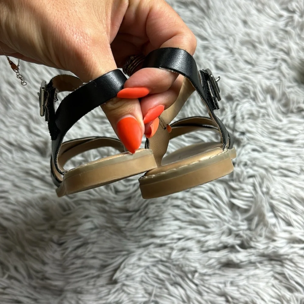Tucker + Tate girls black strappy sandals size 10